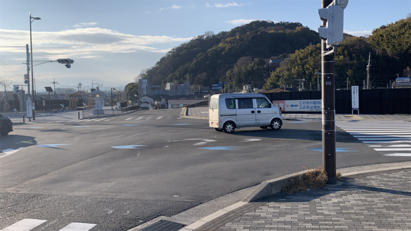 20250113Boulangerie-Riche-城山台店_さくらであい館南側の交差点