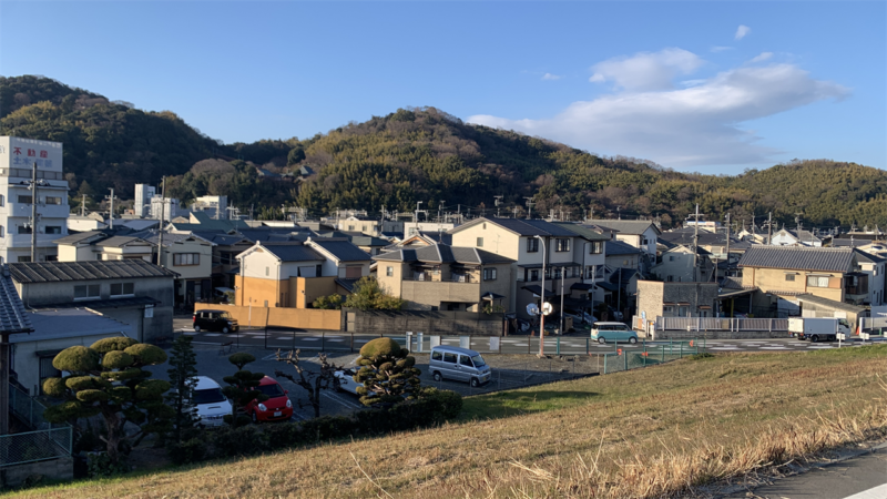 20250113Boulangerie-Riche-城山台店_八幡市街並み