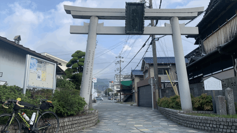 20250915シャルドンへ_勝尾寺大鳥居